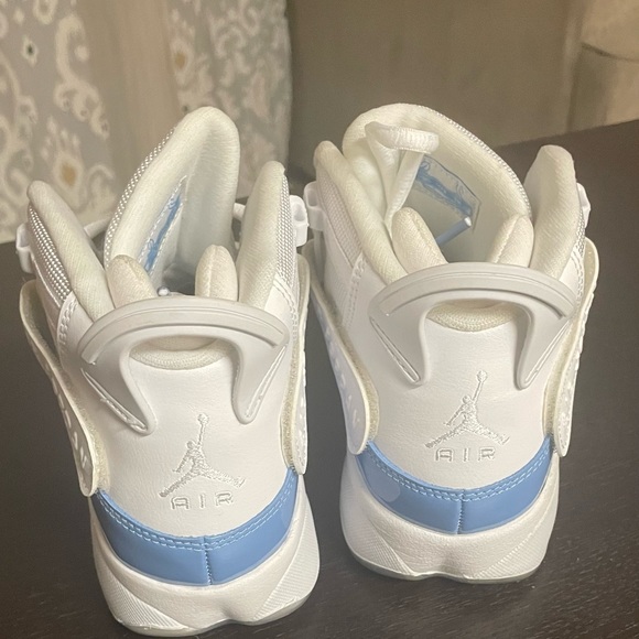 Jordan - Picture 3 of 3